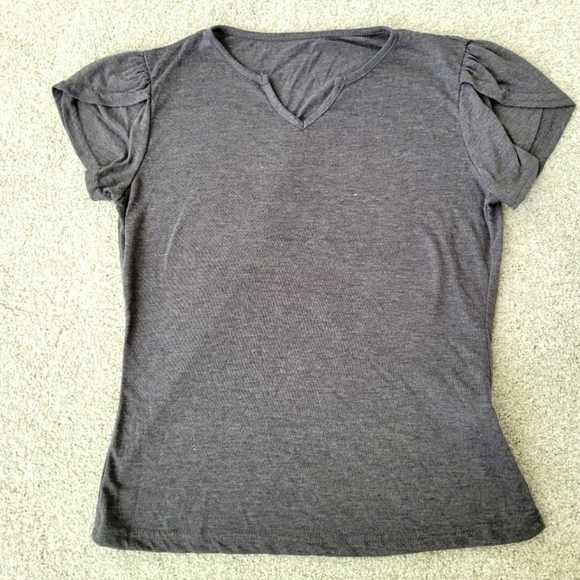 ✨EMERY ROSE Notched Neckline Petal Sleeve Tee✨ - Picture 1 of 4